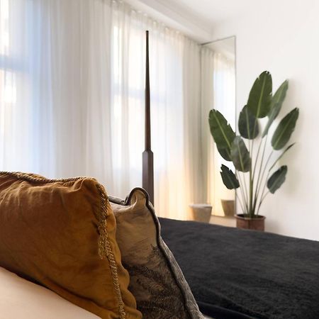 Ferienwohnung Tranquil Oasis W 100Inch Cinema & Hammock, By The Design Traveller London Exterior foto